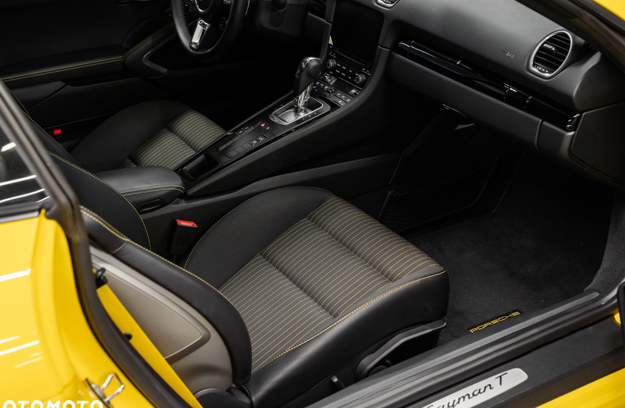 Porsche 718 Cayman cena 429900 przebieg: 13550, rok produkcji 2023 z Kraków małe 742